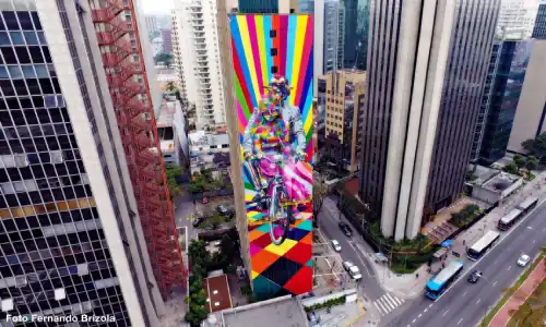 Mural Casal de Bicicleta de Eduardo Kobra 2016