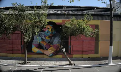 Mural Janelas Abertas para o Mundo de Eduardo Kobra 2022