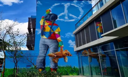 Mural Peace de Eduardo Kobra de 2022